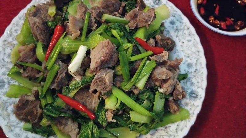 Bò Xào Rau Cải